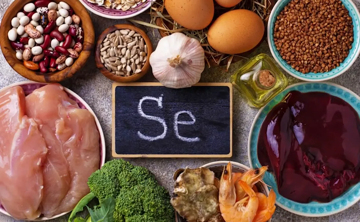 Fresh shellfish, a superfood for hair health